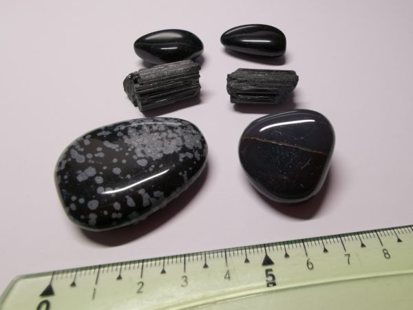 obsidiennes, tourmalines, oeil de chat