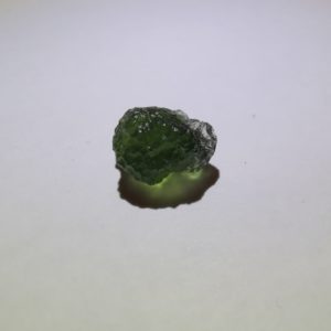 moldavite 4.55 carats 0.95 gr